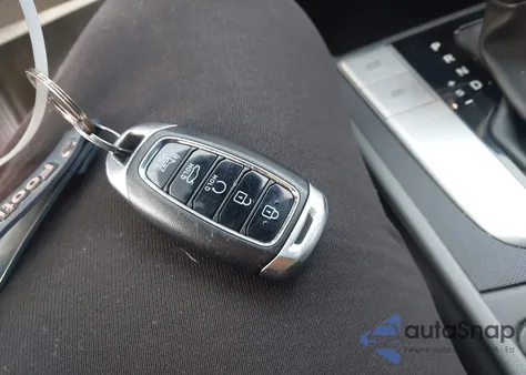 2022 Hyundai Elantra Sel z USA, uszkodzony, nr VIN 5NPLM4AG4NH076142